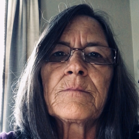 Meet your Posher, Deborah - Picture 1 of 1